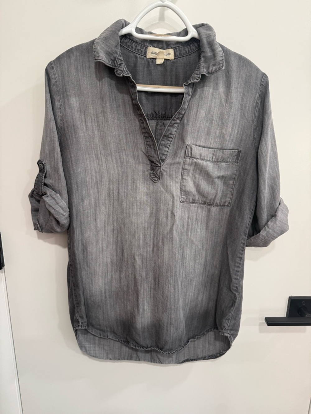 Cloth and Stone (Anthropology) Black Gray Denim Shirt V-Neck Roll Sleeve Size S